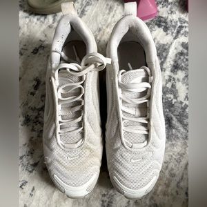 Nike air max Size 4 Youth. 5.5-6 in Women’s